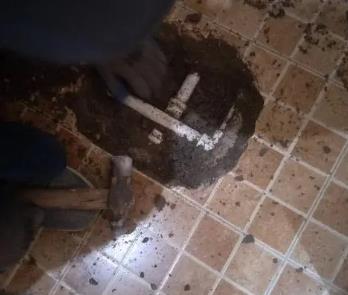 大祥卫生间漏水维修公司为您分享下卫生间渗水如何处理及注意事项